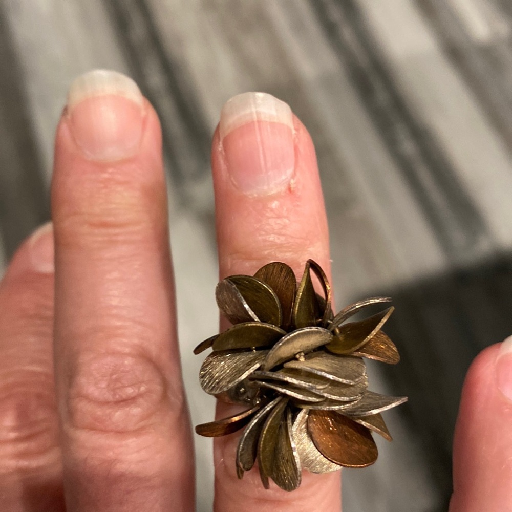 Women’s ring